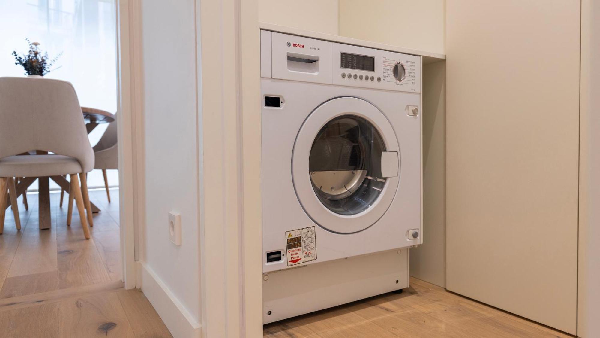 Apartamento Jardins Da Gloria Charming Living By Lovelystay