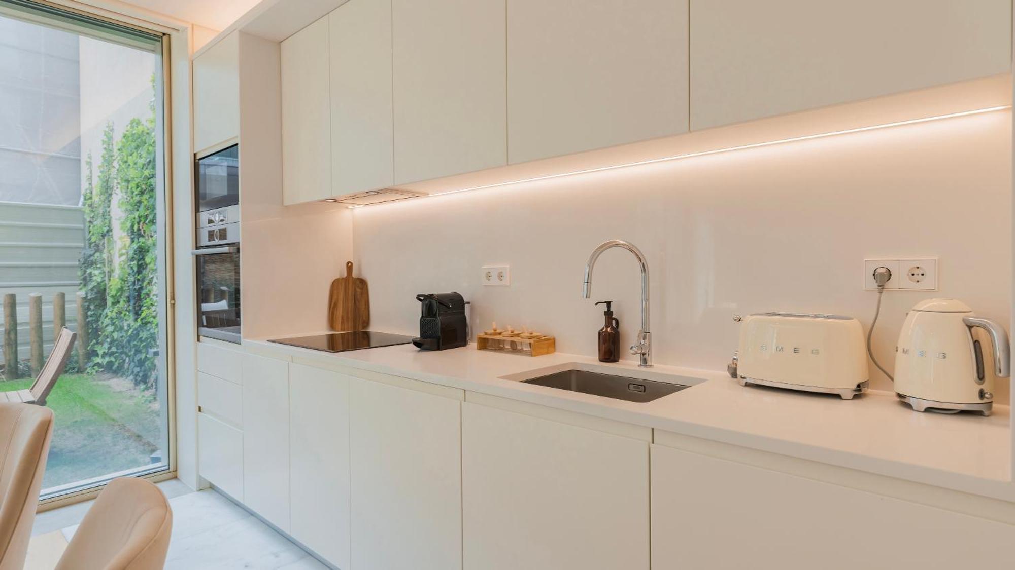 Apartamento Jardins Da Gloria Charming Living By Lovelystay